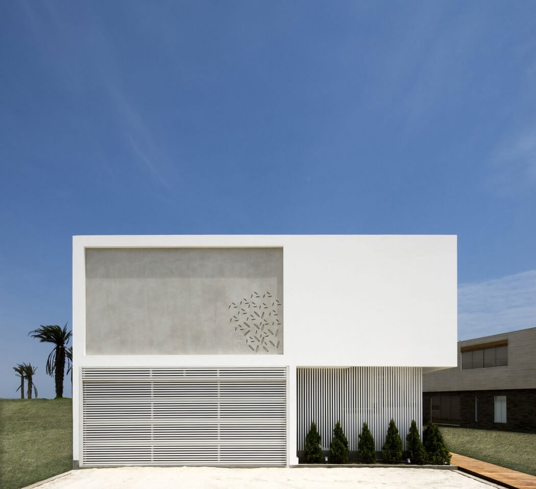 Casa V by Estudio 6 Arquitectos - 1