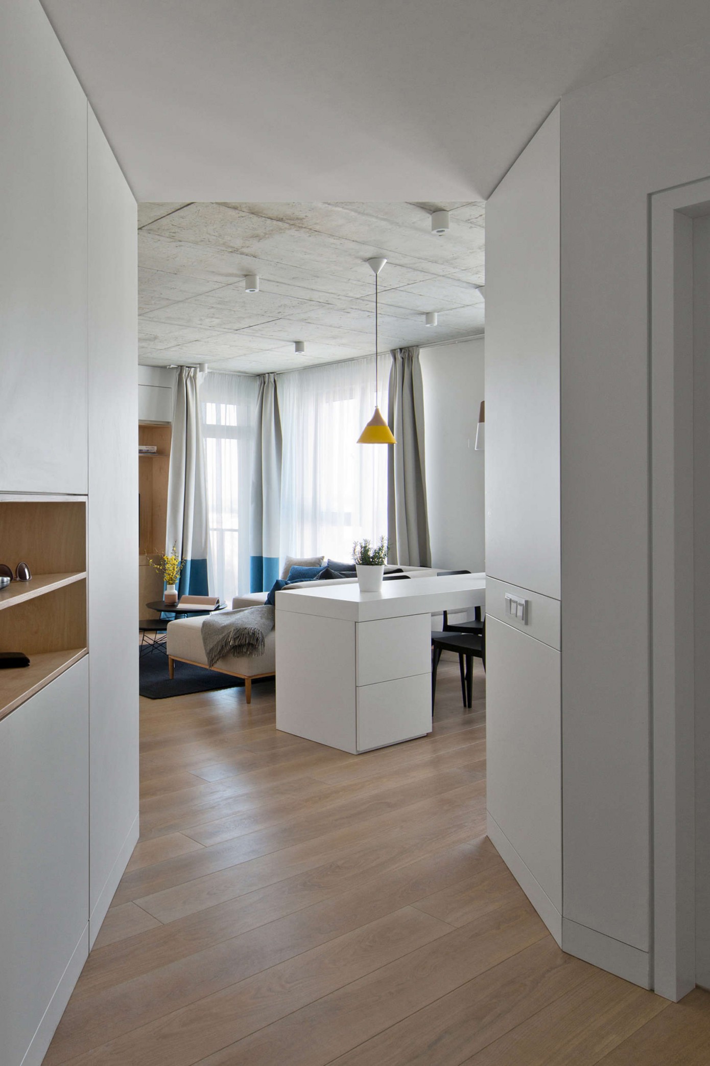 Apartment in Vilnius by Normundas Vilkas
