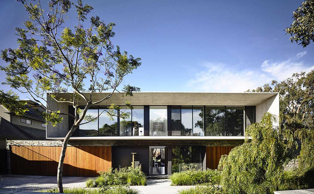 Concrete House by Matt Gibson Architecture - 1