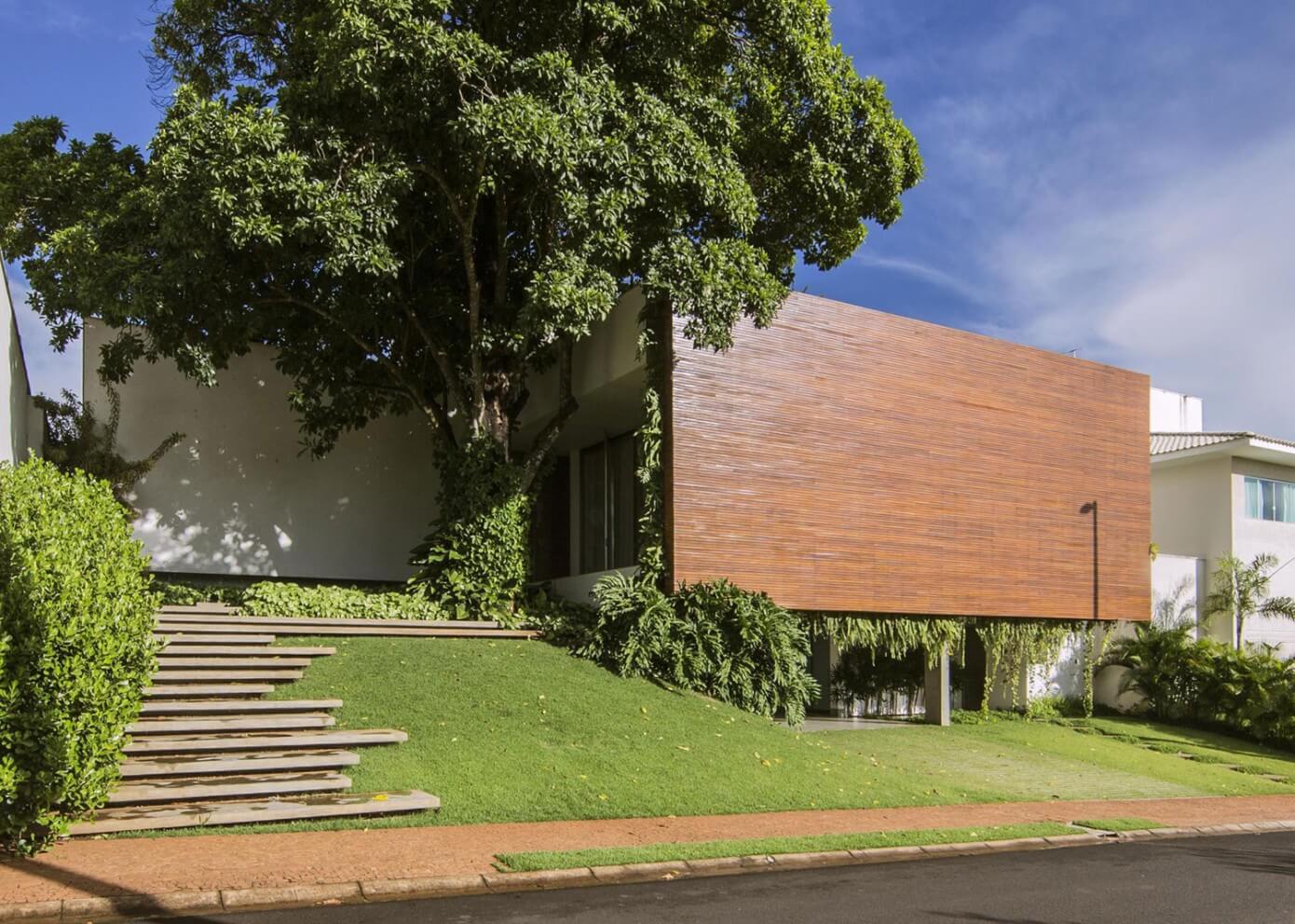 RMJ Residence by Felipe Bueno and Alexandre Bueno