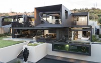 002-kloof-road-house-nico-van-der-meulen-architects