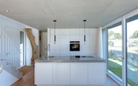 021-minimalist-vacation-house-mhring-architekten