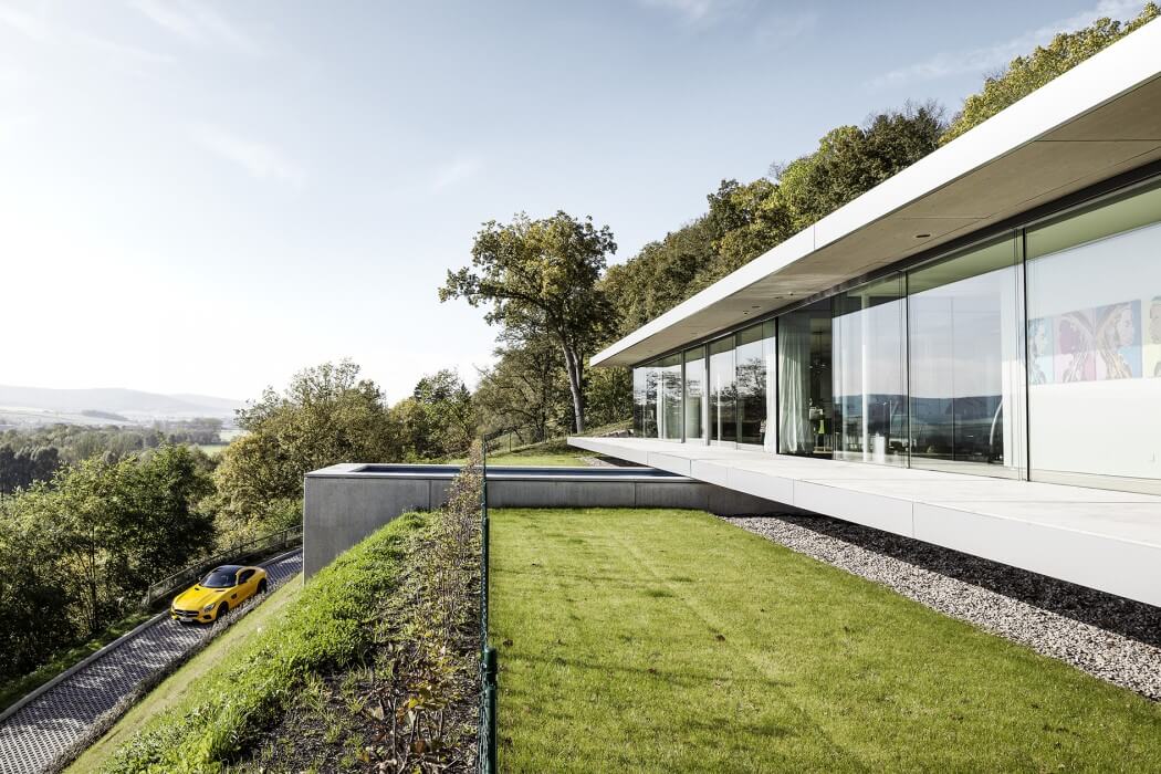 Villa K by Paul de Ruiter Architects