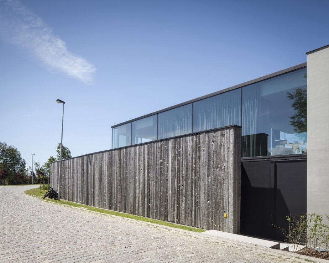 Graafjansdijk House by Govaert & Vanhoutte Architects - 1