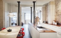015-glass-walnut-loft-cut-architectures