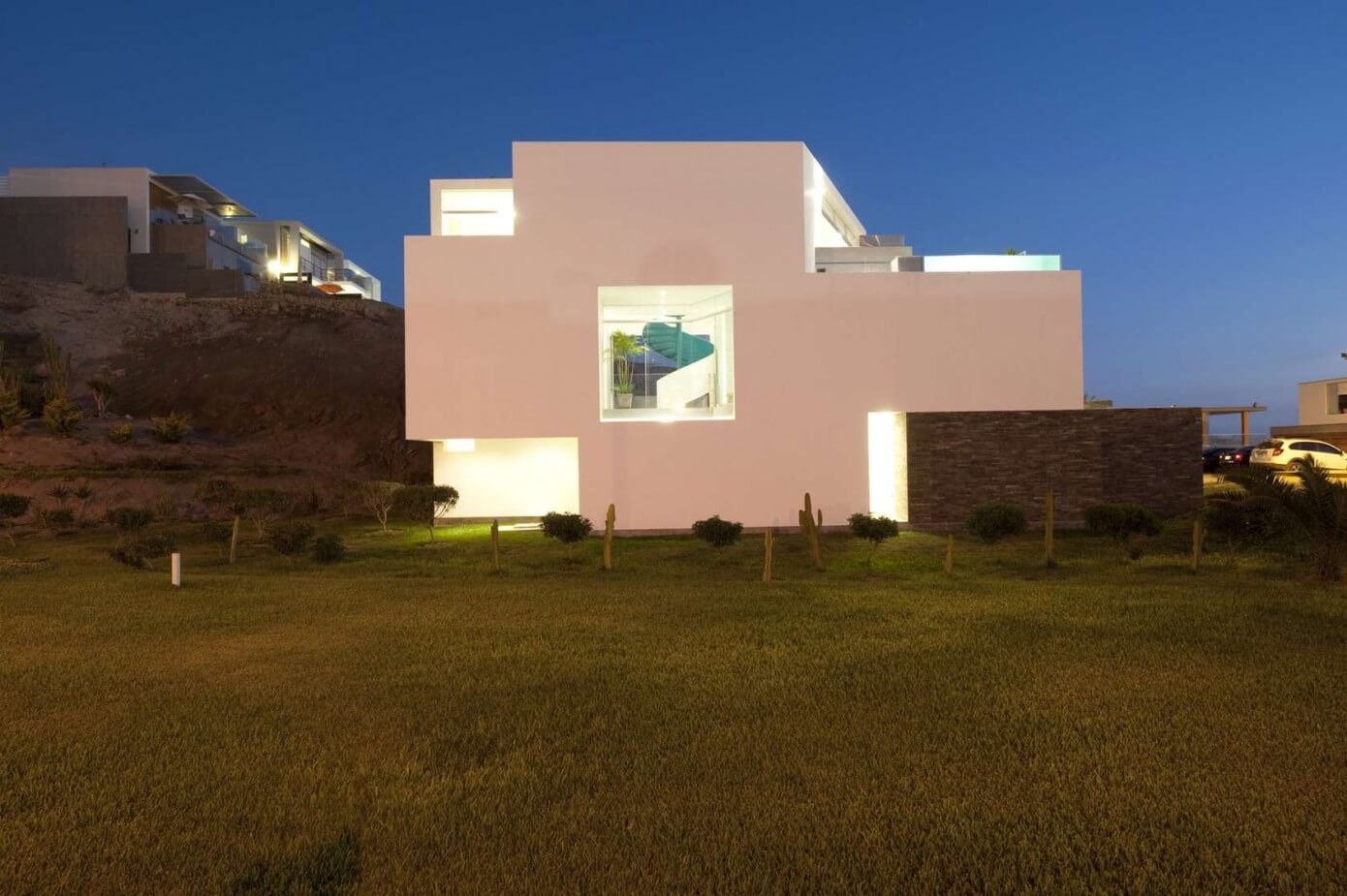 House Playa Las Palmeras by RRMR Arquitectos