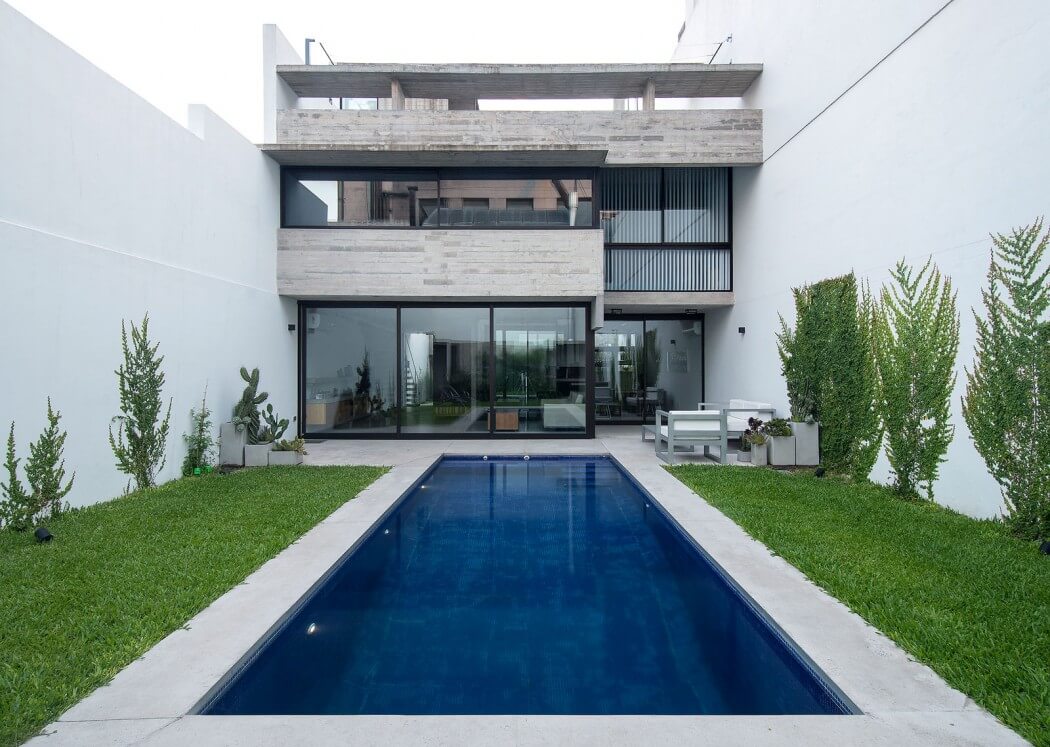 Two Houses by BAK Arquitectos - 1