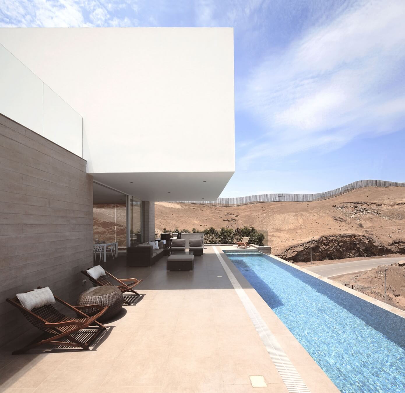 House in Peru by Domenack Arquitectos