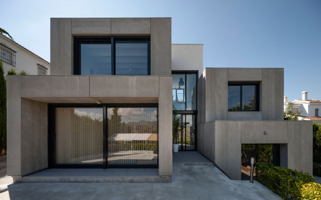 C&C House by Ariasrecalde Taller de Arquitectura - 1