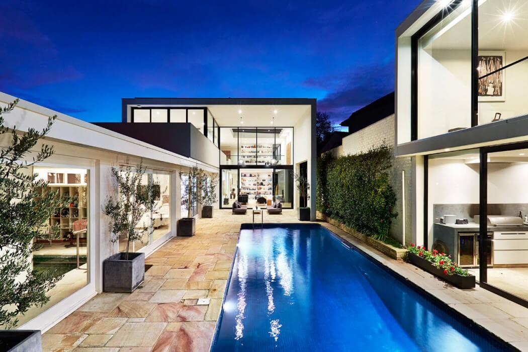 Silent Toorak by Finney Construction - 1
