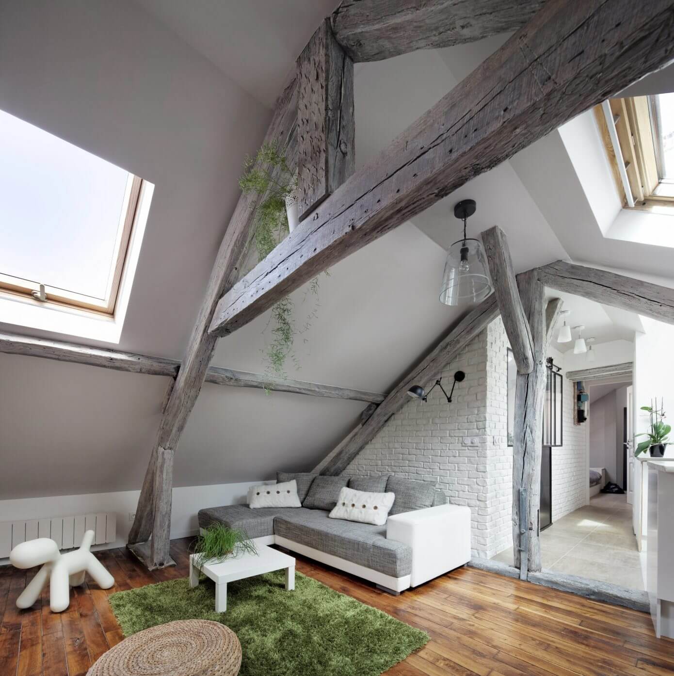 Apartment in Ivry-sur-Seine by Prisca Pellerin