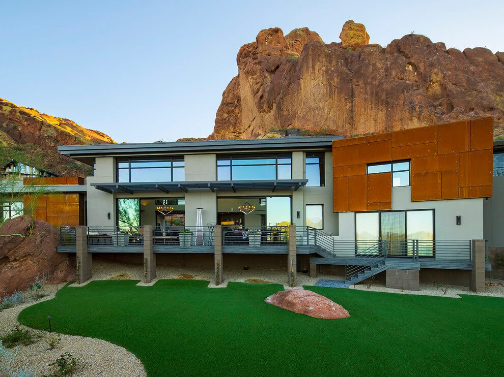 Arizona Contemporary by Luster Custom Homes