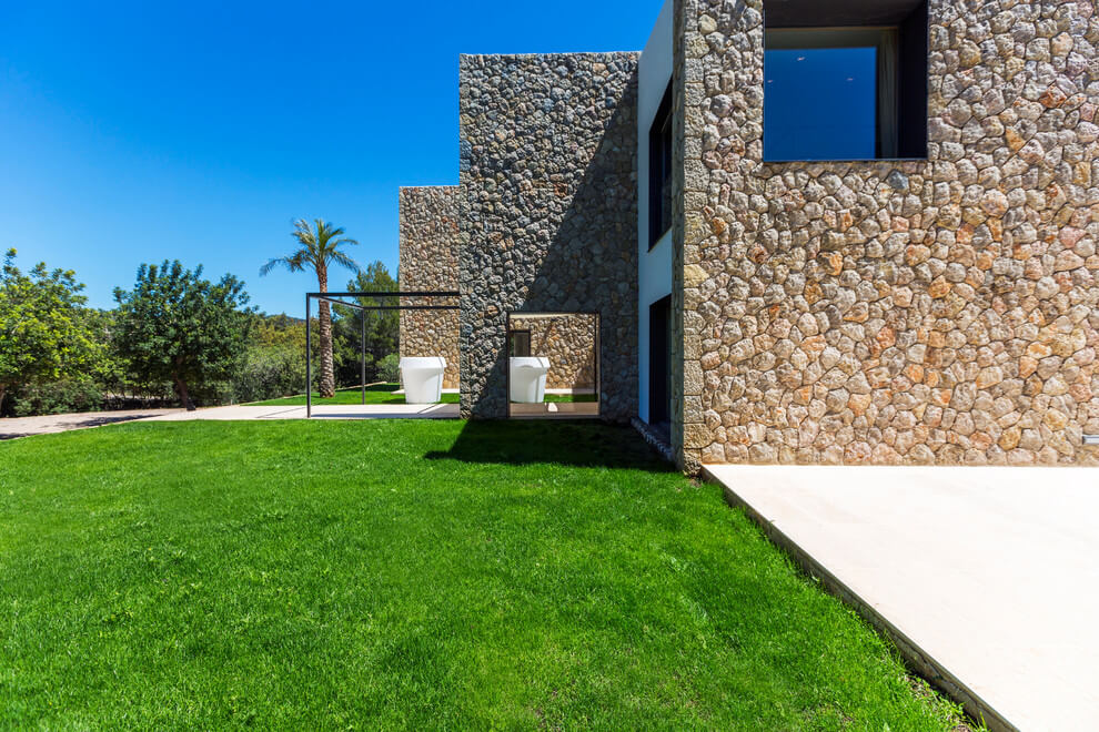 Home in Mallorca by Bornelo Interiorismo y Decoración