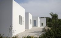 033-maison-kamari-react-architects