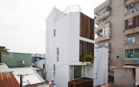 006-micro-town-house-mm-architects