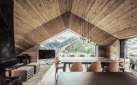 001-contemporary-chalet-rudolf-perathoner-architect