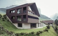 003-contemporary-chalet-rudolf-perathoner-architect