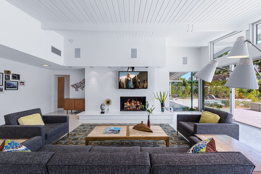 Midcentury Home by H3K Design