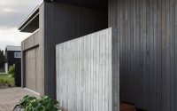 002-house-eaves-mrtn-architects