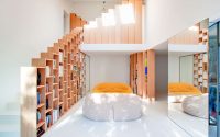 001-bookshelf-house-andrea-mosca-creative-studio