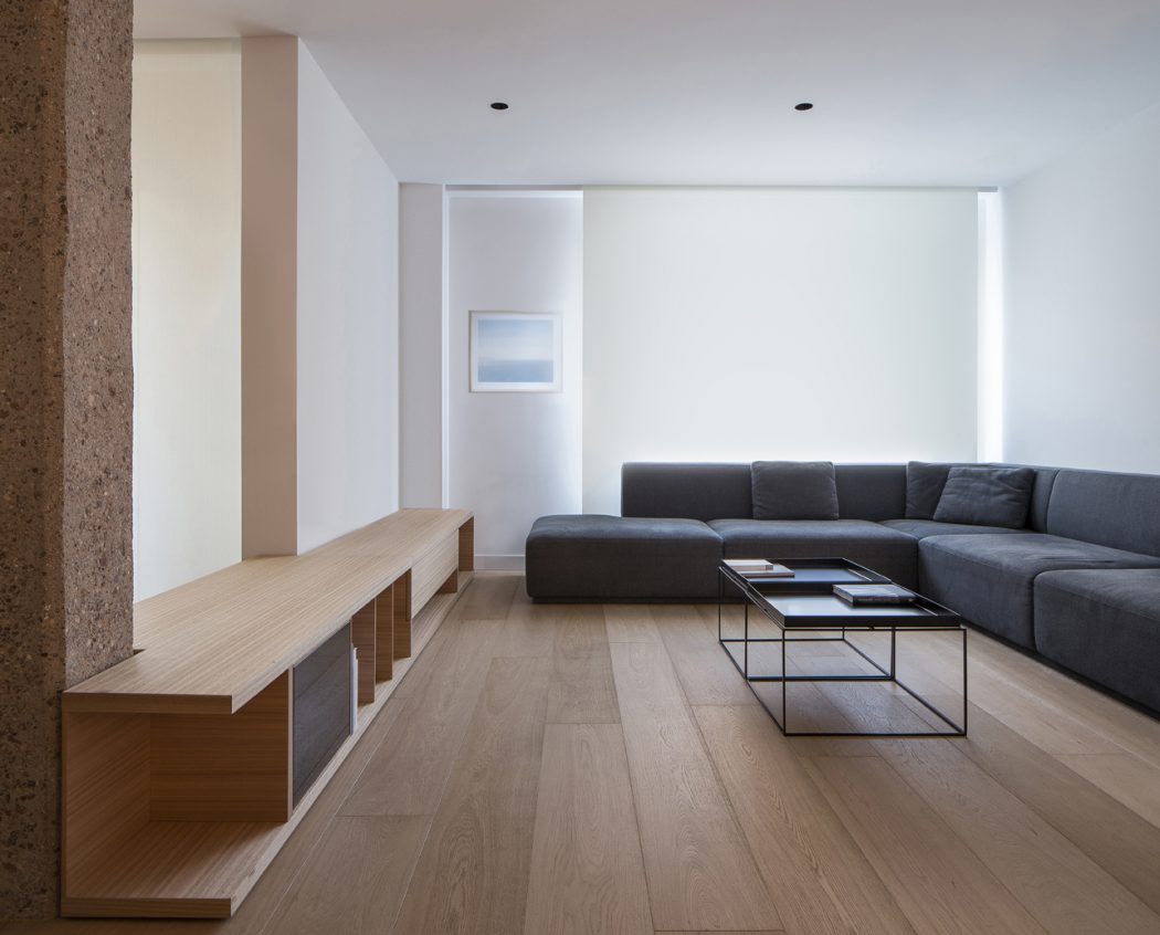 RM Apartment by Francesc Rifé Studio - 1