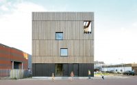 003-lofthouse-1-marc-koehler-architects
