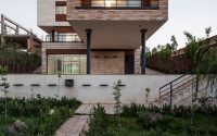 016-threestorey-house-iran-white-cube-atelier
