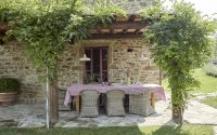 032-historic-farmhouse-special-umbria-W1390
