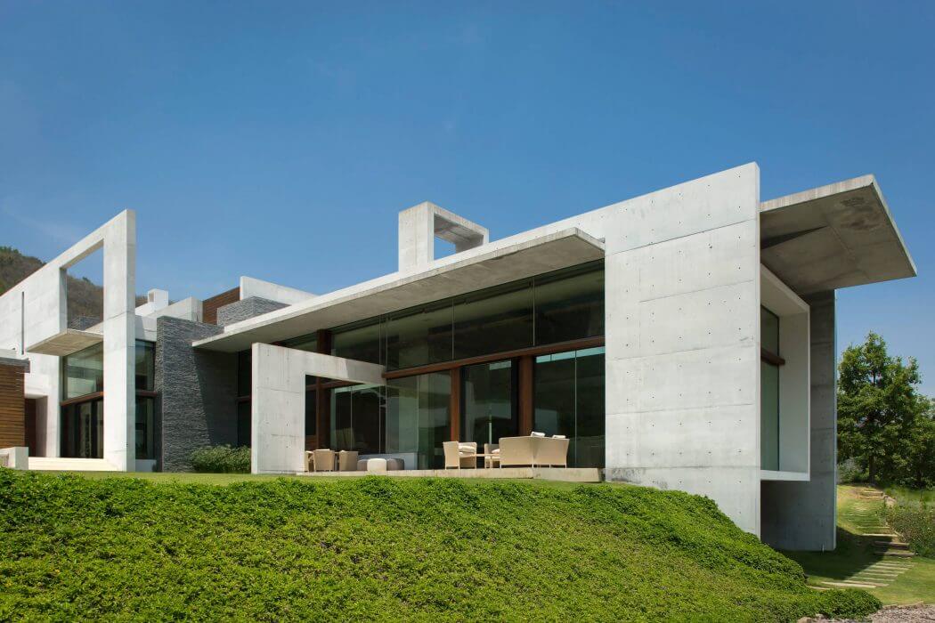Monterrey Modern by Surber Barber Choate + Hertlein Architects - 1