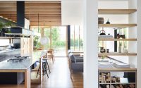 007-wooden-box-house-moloney-architects