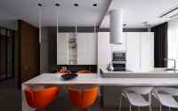 010-minimalist-apartment-azovskiypahomova-architects
