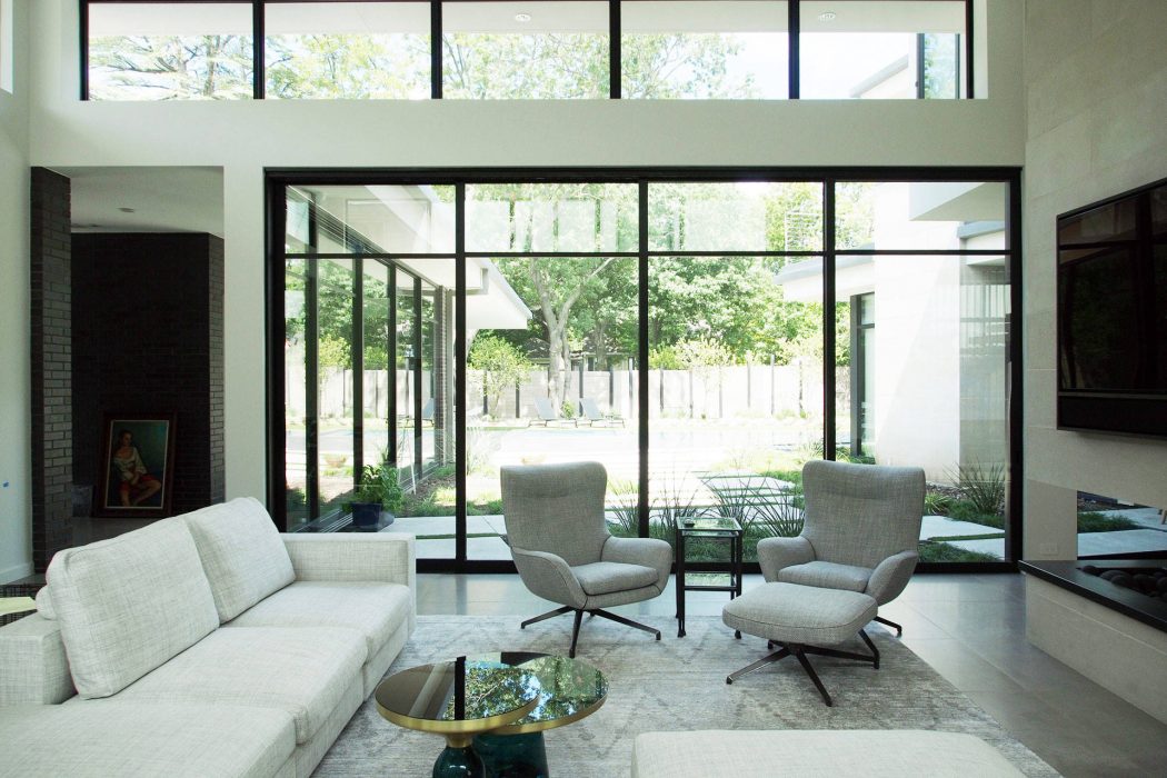 House in Dallas by Classic Modern Design Build