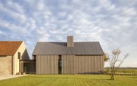 023-farmhouse-knokkeheist-govaert-vanhoutte-architects