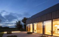 033-farmhouse-knokkeheist-govaert-vanhoutte-architects