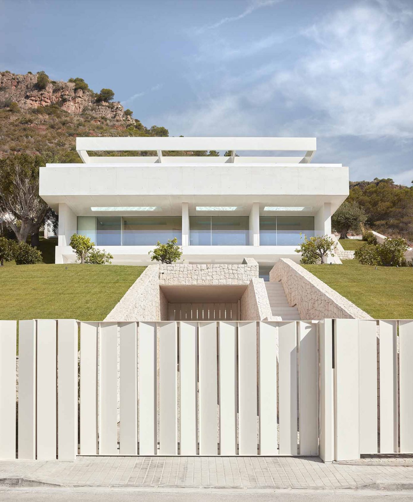 003-quarry-house-ramon-esteve-estudio 