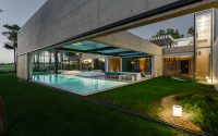 042-wall-house-guedes-cruz-architects