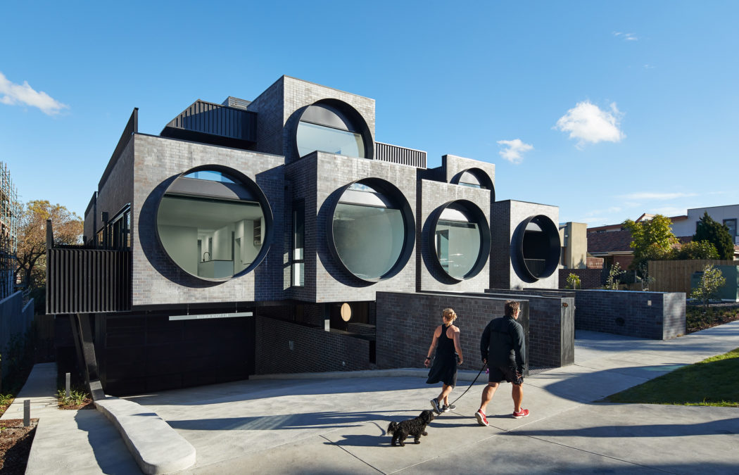 Cirqua Apartments by BKK Architects - 1