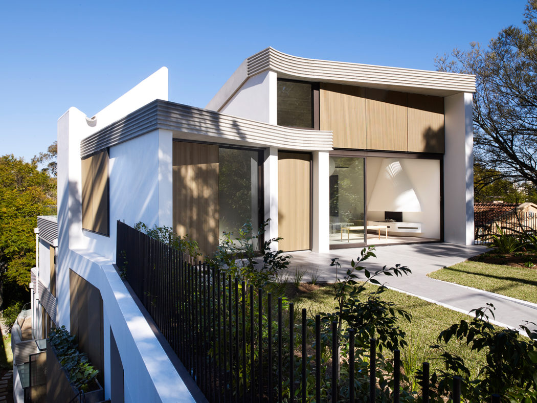 Triplex Apartment by Luigi Rosselli Architects - 1