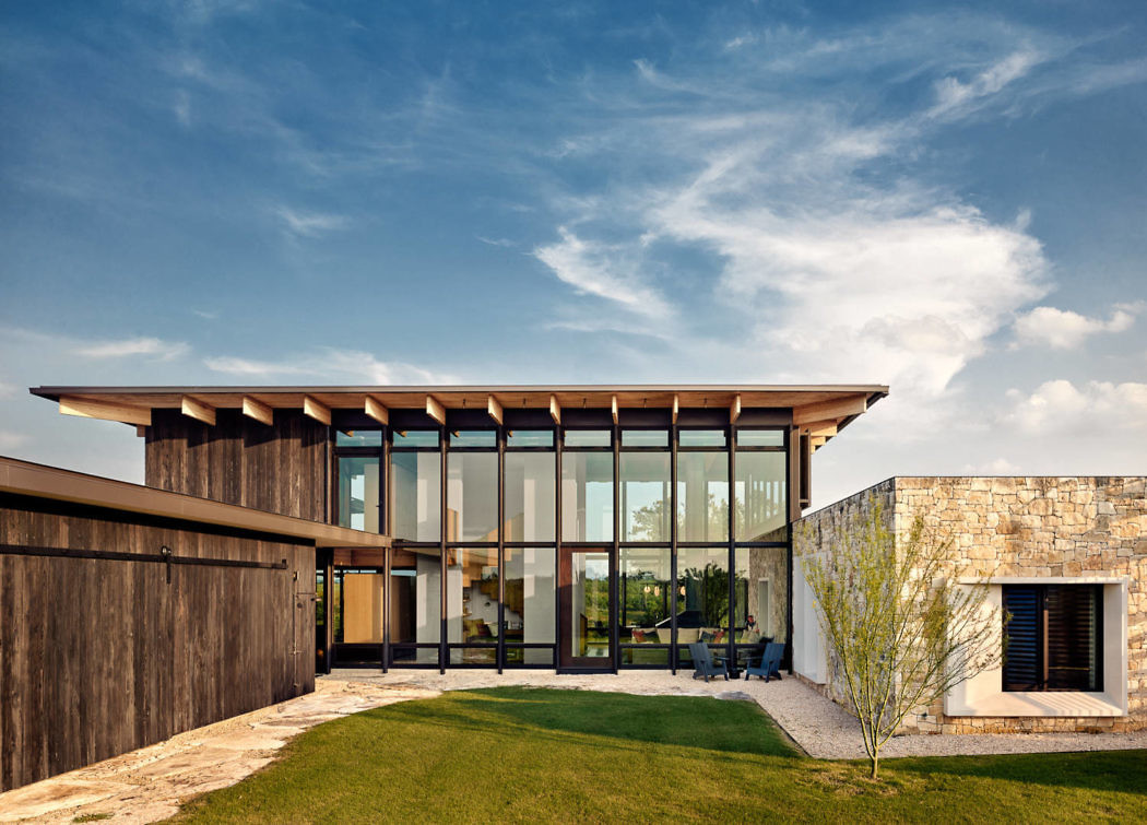 River Ranch by Michael Hsu Office of Architecture - 1