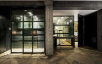 016-rustic-style-apartment-ydezeen-architects