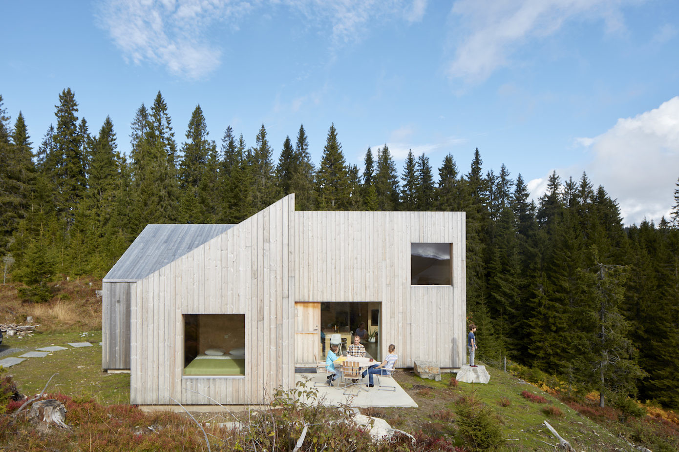 Mylla Cabin by Mork Ulnes Architects