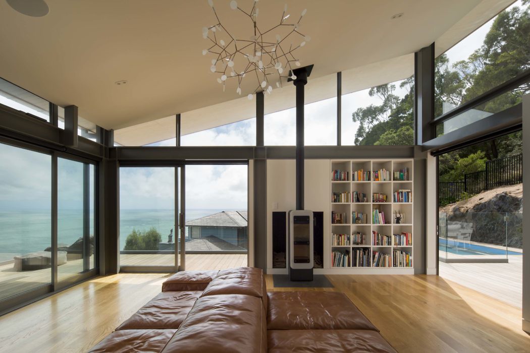 Scarborough House by Borrmeister Architects
