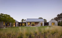 002-portola-valley-barn-walker-warner-architects