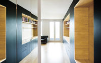 013-black-line-apartment-arhitektura