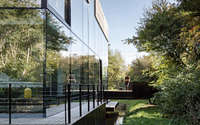 004-glass-villa-lake-mecanoo