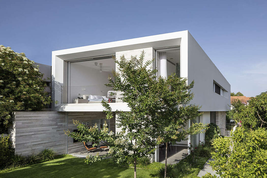 House in Tel Aviv by Anderman Architects - 1