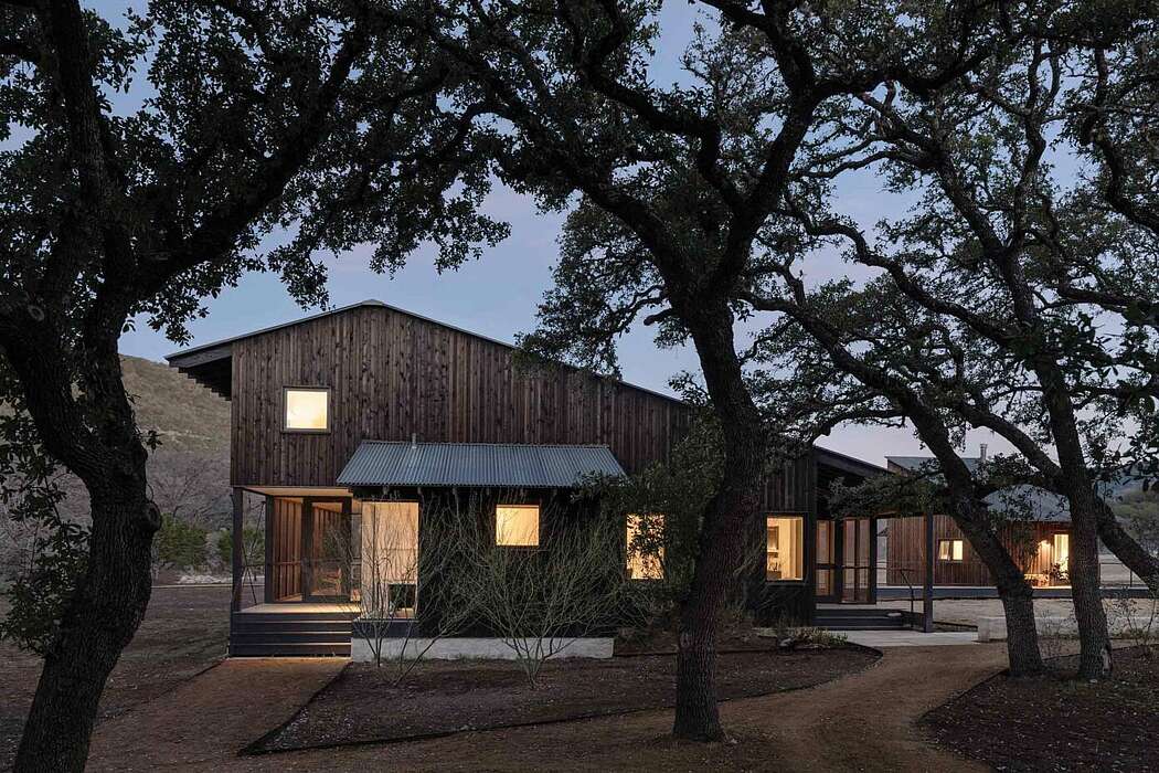 Camp Frio by Tim Cuppett Architects