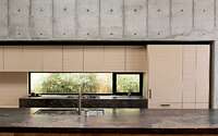 015-concrete-box-house-robertson-design