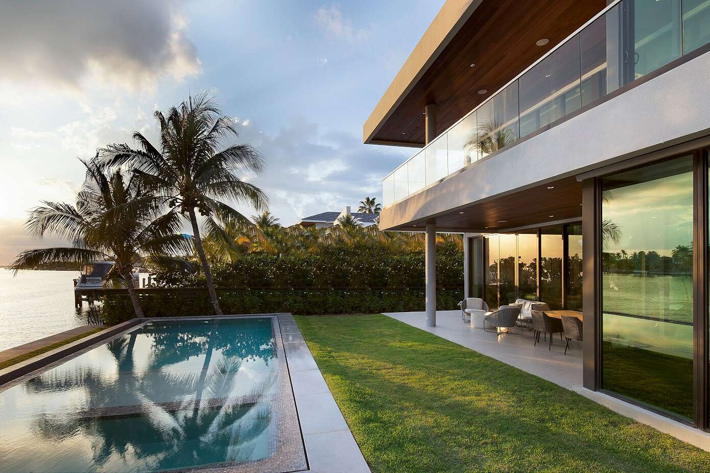 Biscayne Point Residence by SDH_Studio