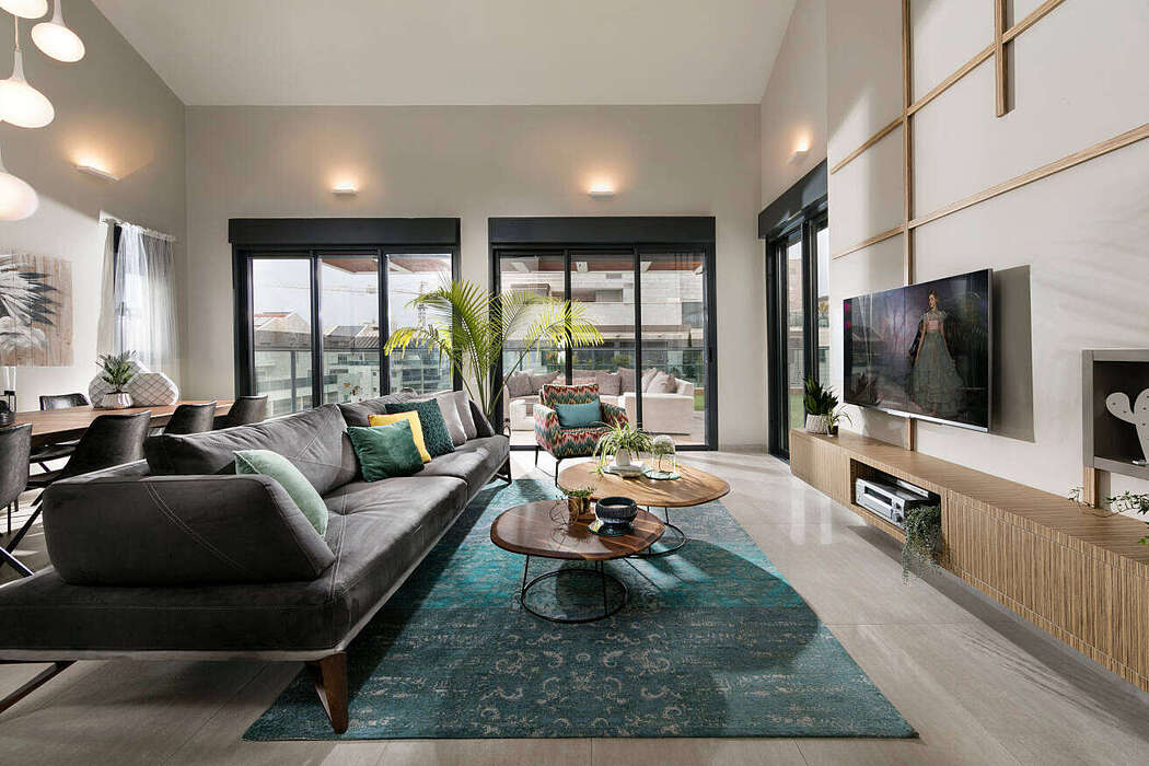 Duplex Kfar Saba by Tammy Eckhaus Interior Design